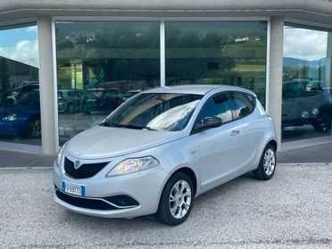 Lancia Ypsilon 1.2 69 CV 5 porte Gold "OK NEOPATENTATI"