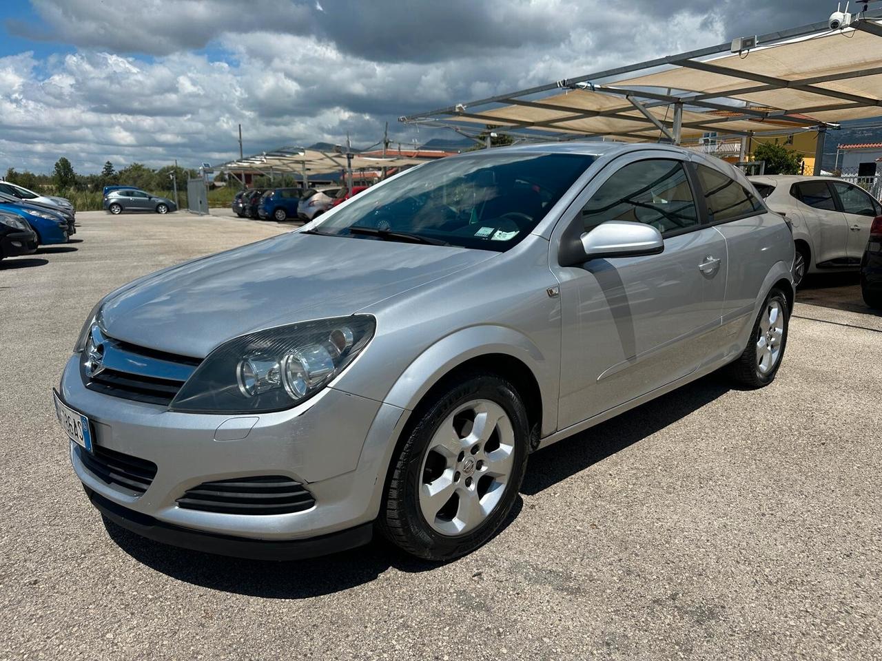 Opel Astra GTC 1.3 Diesel
