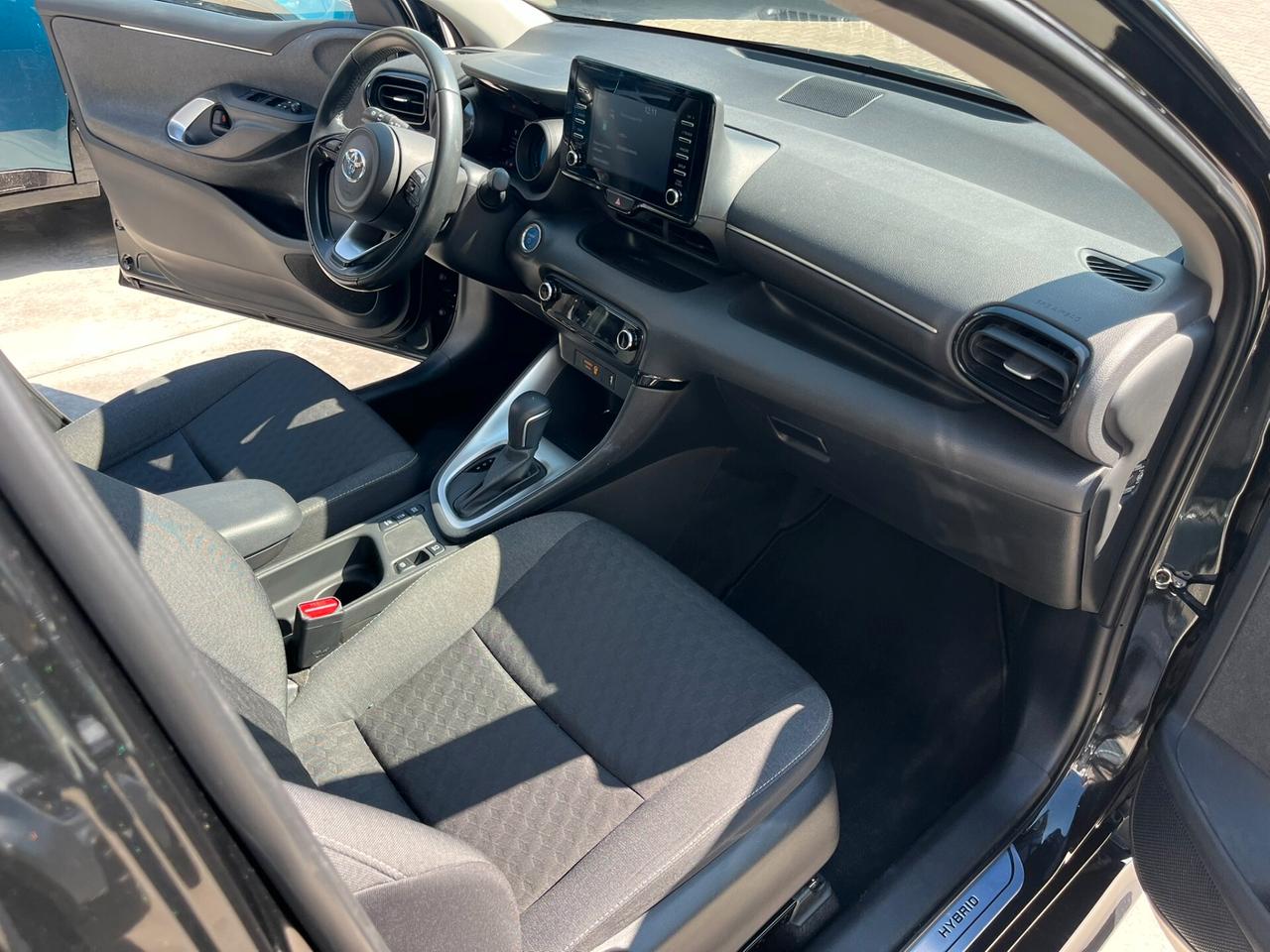 Toyota Yaris 1.5 Hybrid 5 porte Trend