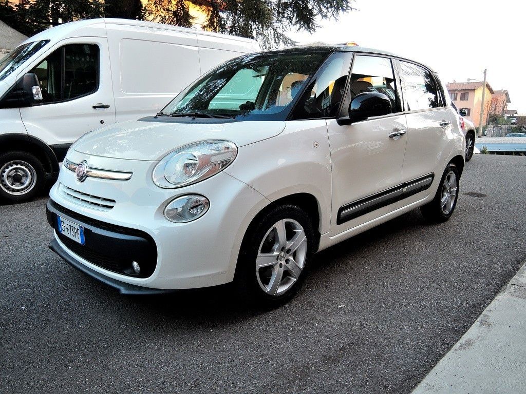 Fiat 500L 1.3 mjt Pop Star 85cv NEOPATENTATI bella !!