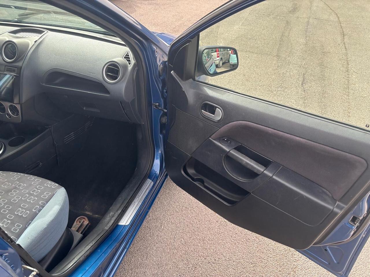 Ford Fiesta 1.4 TDCi 5p. Ghia