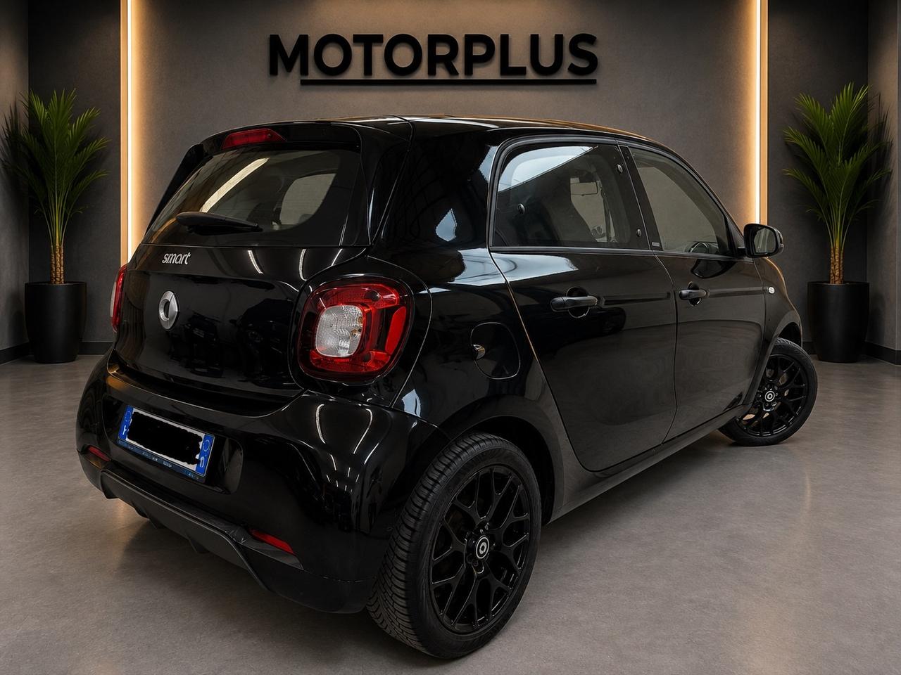 Smart ForFour *Superpassion*automatica*
