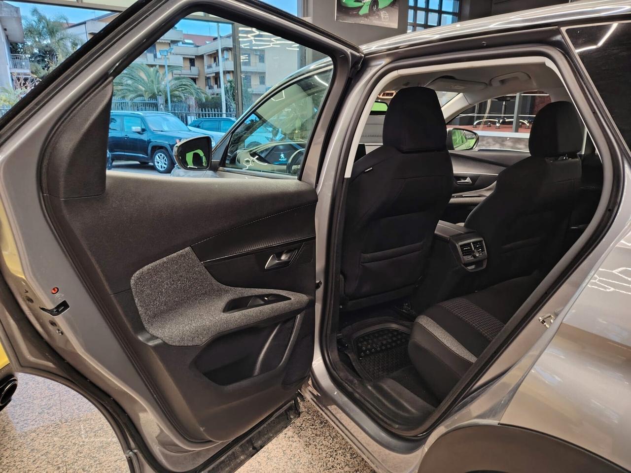 Peugeot 3008 BlueHDi 130 S&S