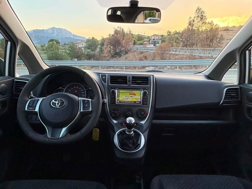 Toyota Verso-S 1.4D. 90 cv Active