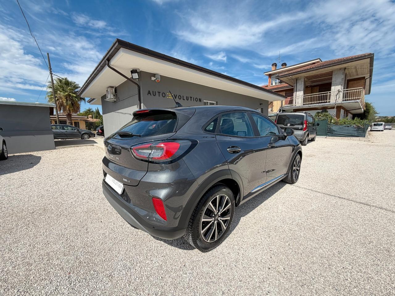 Ford Puma 1.0 EcoBoost Hybrid 125 cv Titanium 79.695 km
