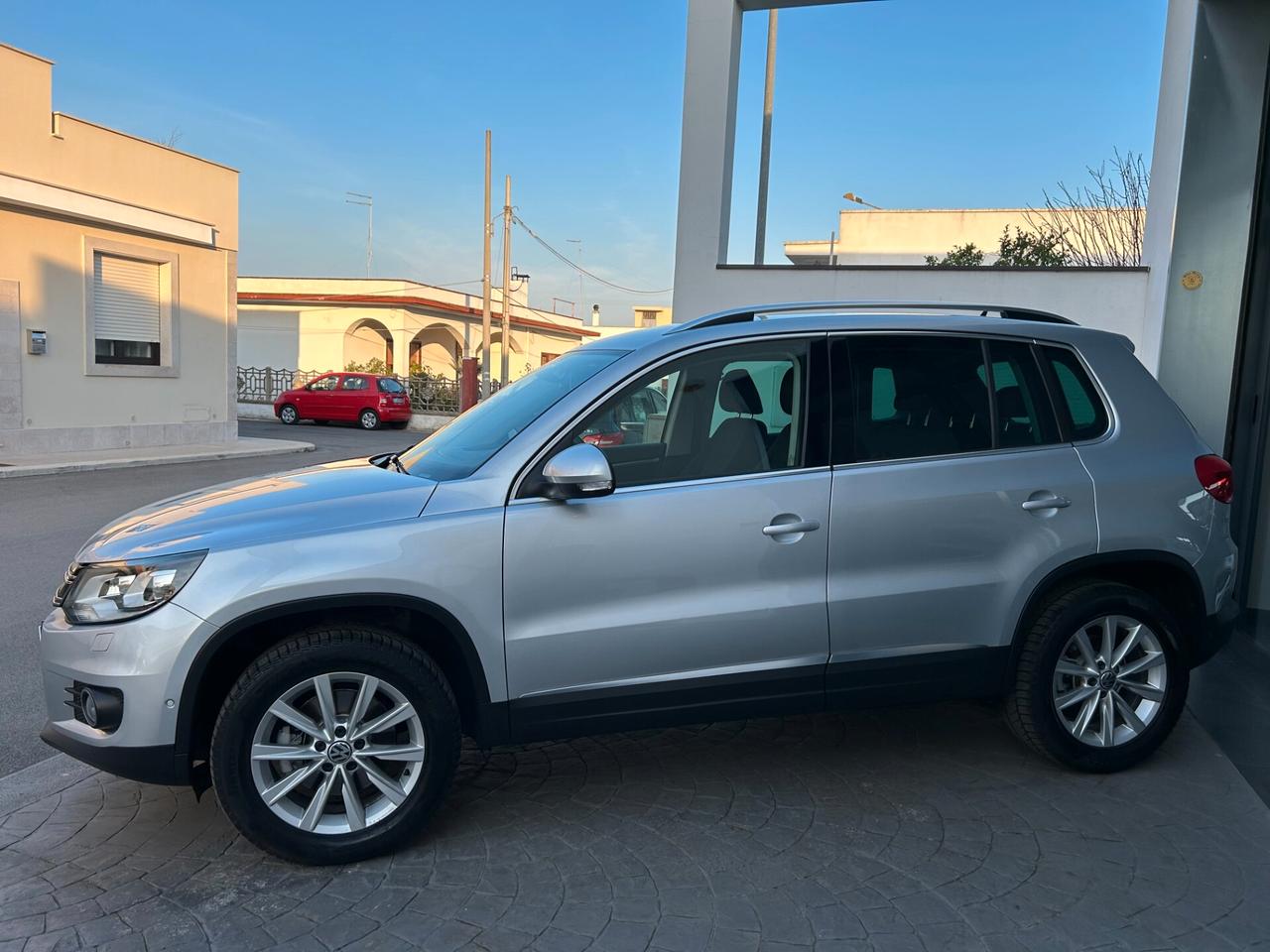 VW Tiguan 2.0 TDI 140Cv DSG NAVI/LED-2015