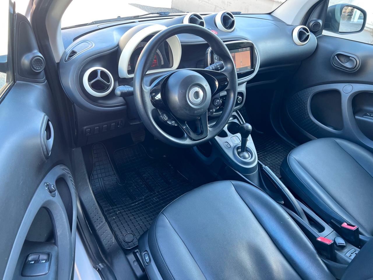 Smart ForTwo 1.0 Passion 71cv twinamic AUTOM. TETTO PANPELLE