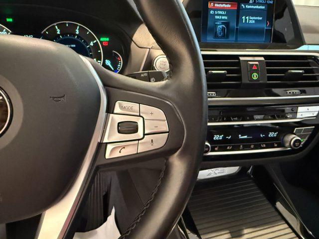 BMW X3 xDrive20d xLine GANCIO HeadUp Pano Navi