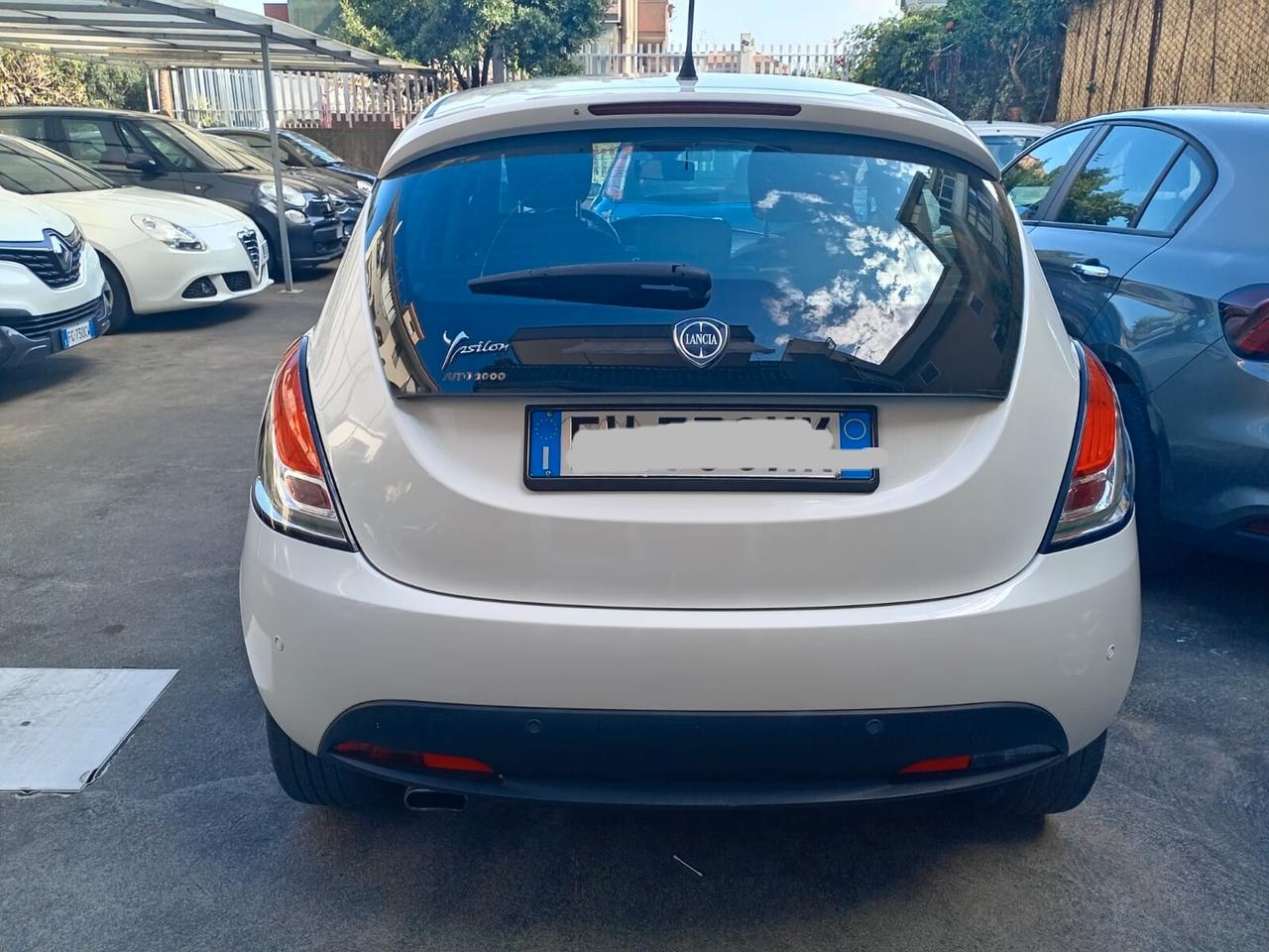 Lancia Ypsilon 1.2 69 CV 5 porte GPL Ecochic Gold