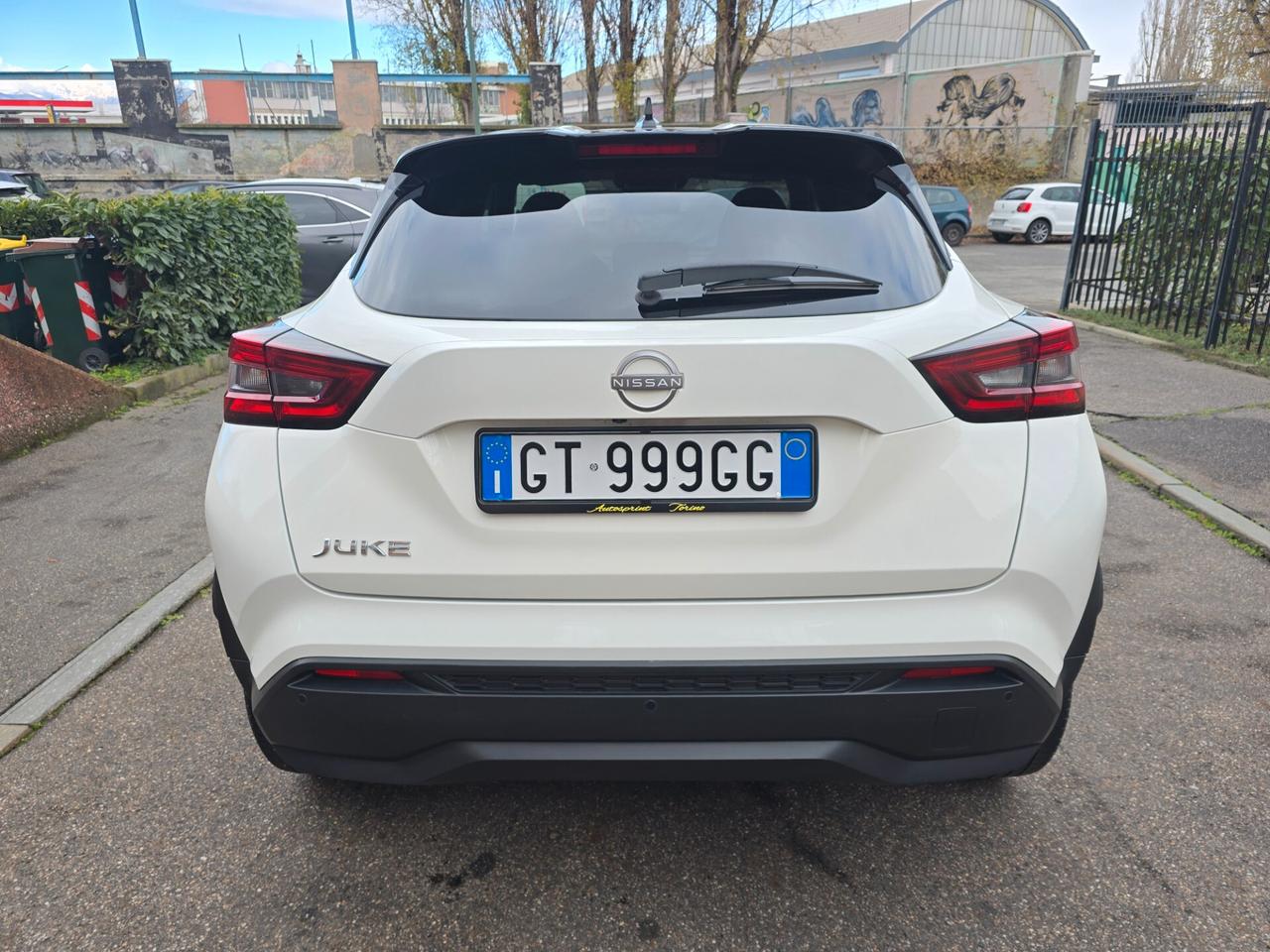 Nissan Juke 1.0 DIG-T 114 CV DCT N-Connecta