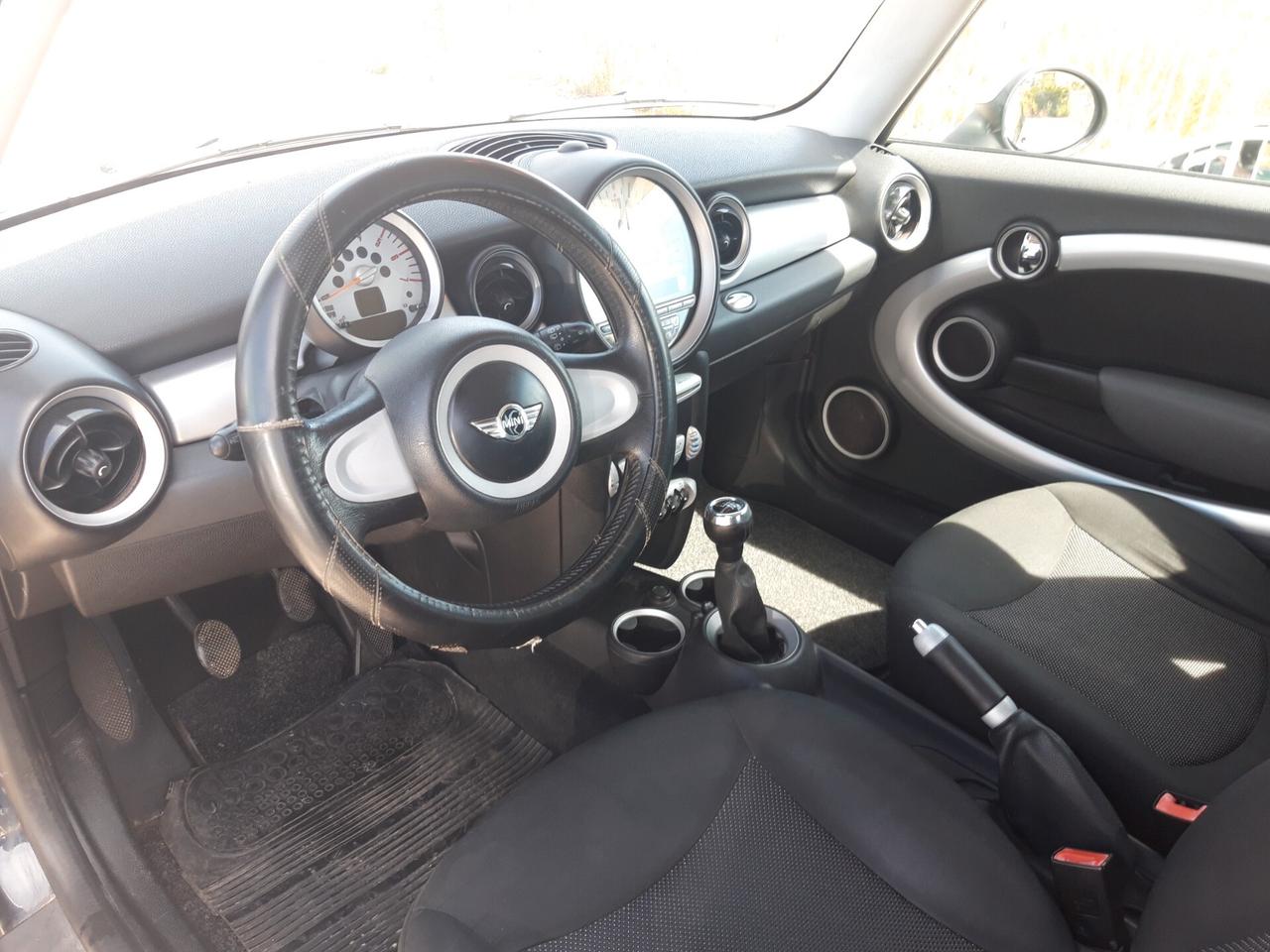 Mini Cooper D 1.6 16V 110cv