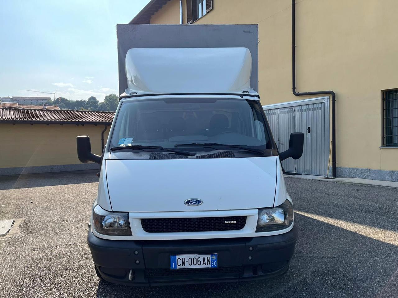 Ford Transit telonato