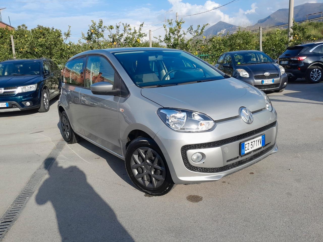 Volkswagen up! 1.0 5p. club