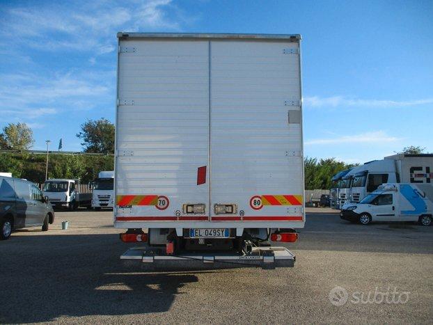 Iveco EUROCARGO 140/25 E5 FURGONE L 7.20M+PEDANA R
