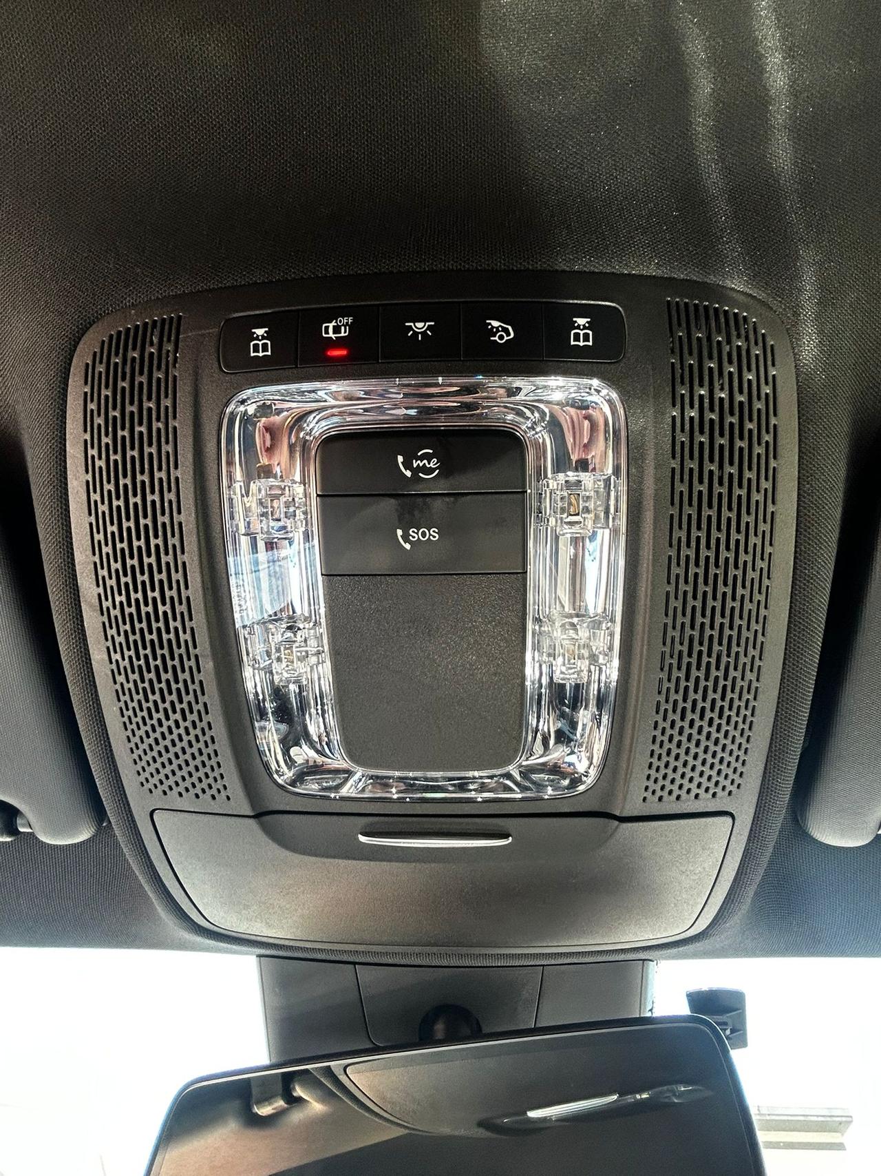Mercedes-Benz A 180 Premium AMG