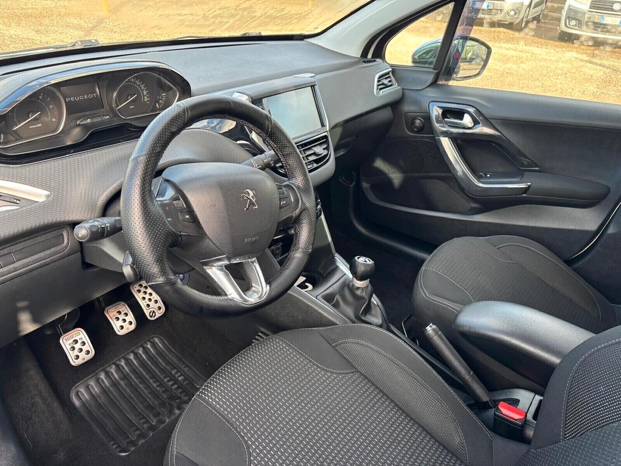 Peugeot 208 1.6 HDi 75CV 5 porte - 2015