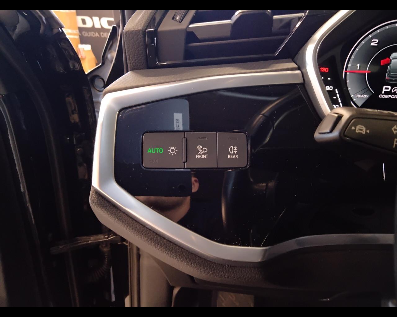 AUDI Q3 I 2019 Sportback - Q3 Sportback 35 2.0 tdi S line edition s-tronic