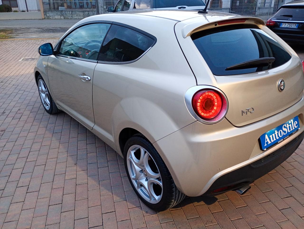 Alfa Romeo MiTo 1.4 Turbo 135 CV M.air S&S Distintive Sport Pack