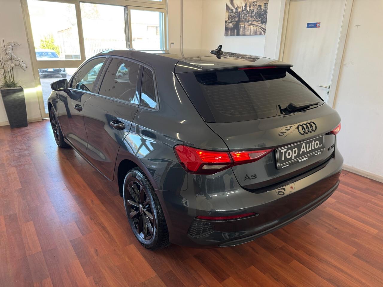 AUDI A3 SPB 35 TDI S TRONIC IDENTITY BLACK - MY21