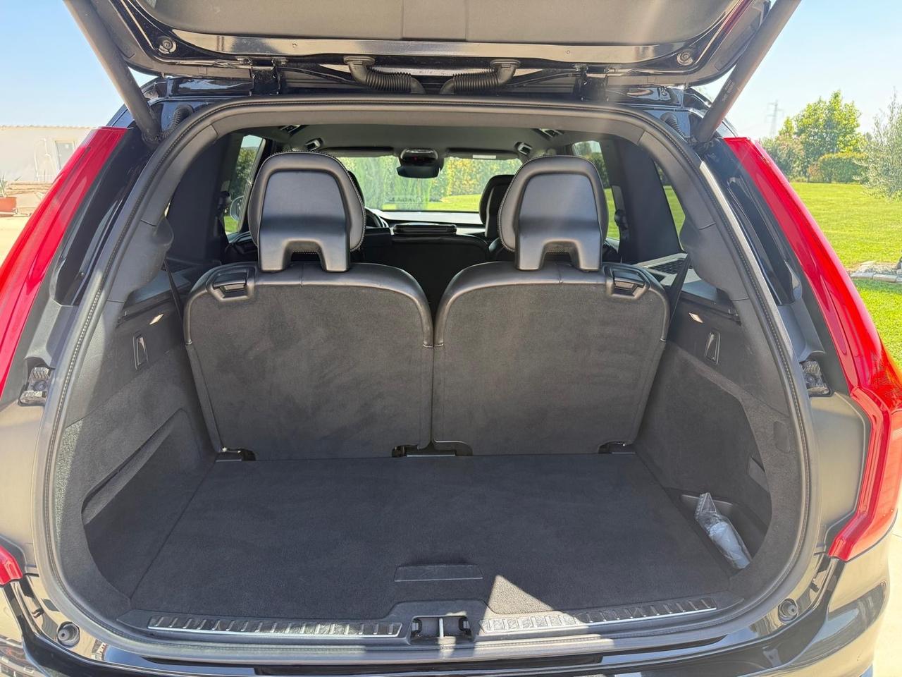 Volvo XC90 D5 AWD R-DESIGN 7 posti