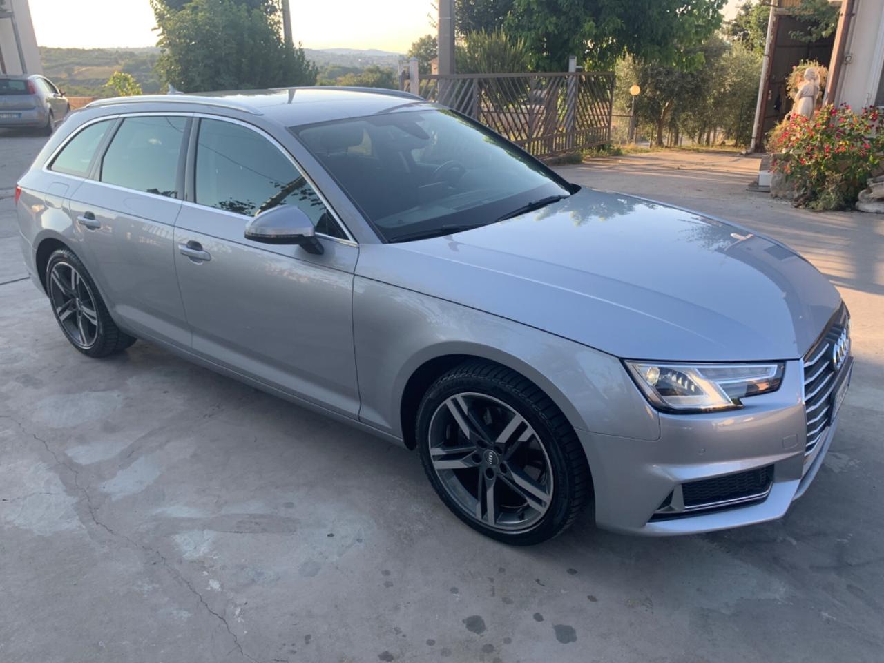 Audi A4 Avant 2.0 TDI 150 CV S tronic Business Sport