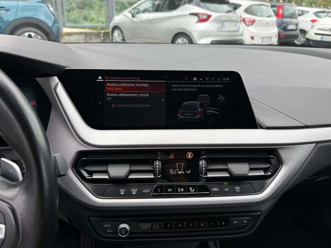 Bmw 118d 5p. Business Advantage Auto.