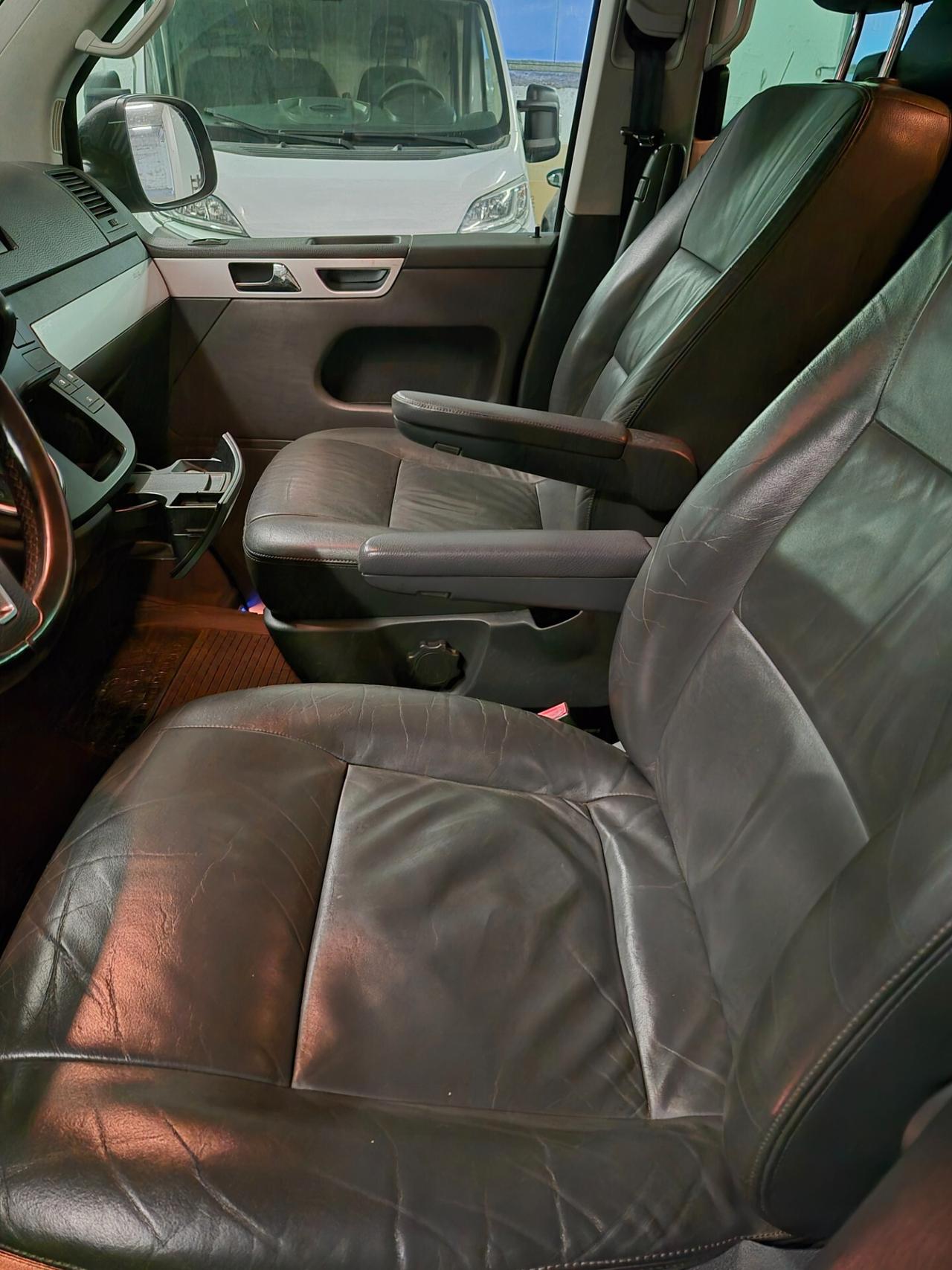 Volkswagen T 5 Multivam