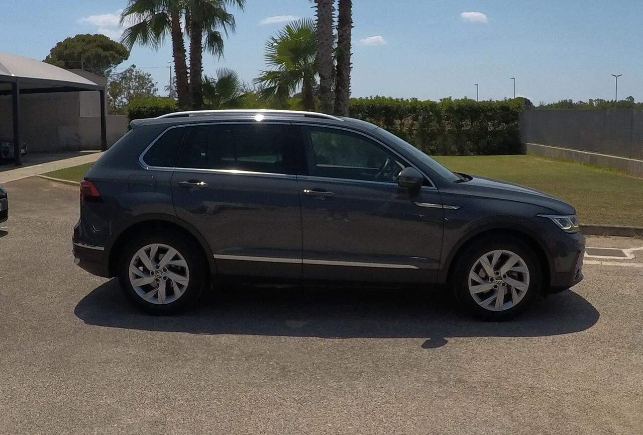 Volkswagen Tiguan 2.0 TDI 150 CV SCR DSG Elegance