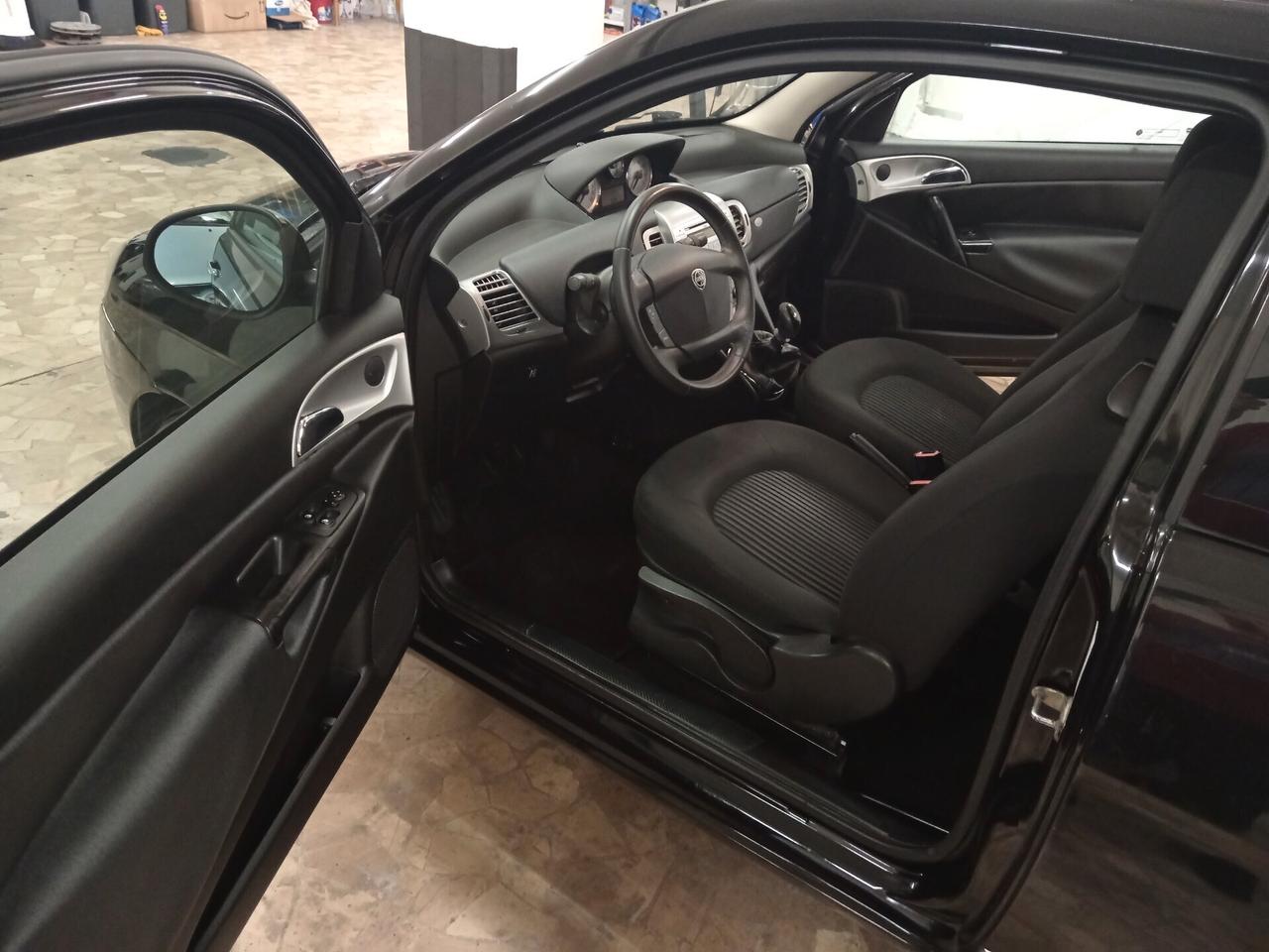 Lancia Ypsilon 1.4 E-Collection Ecochic GPL