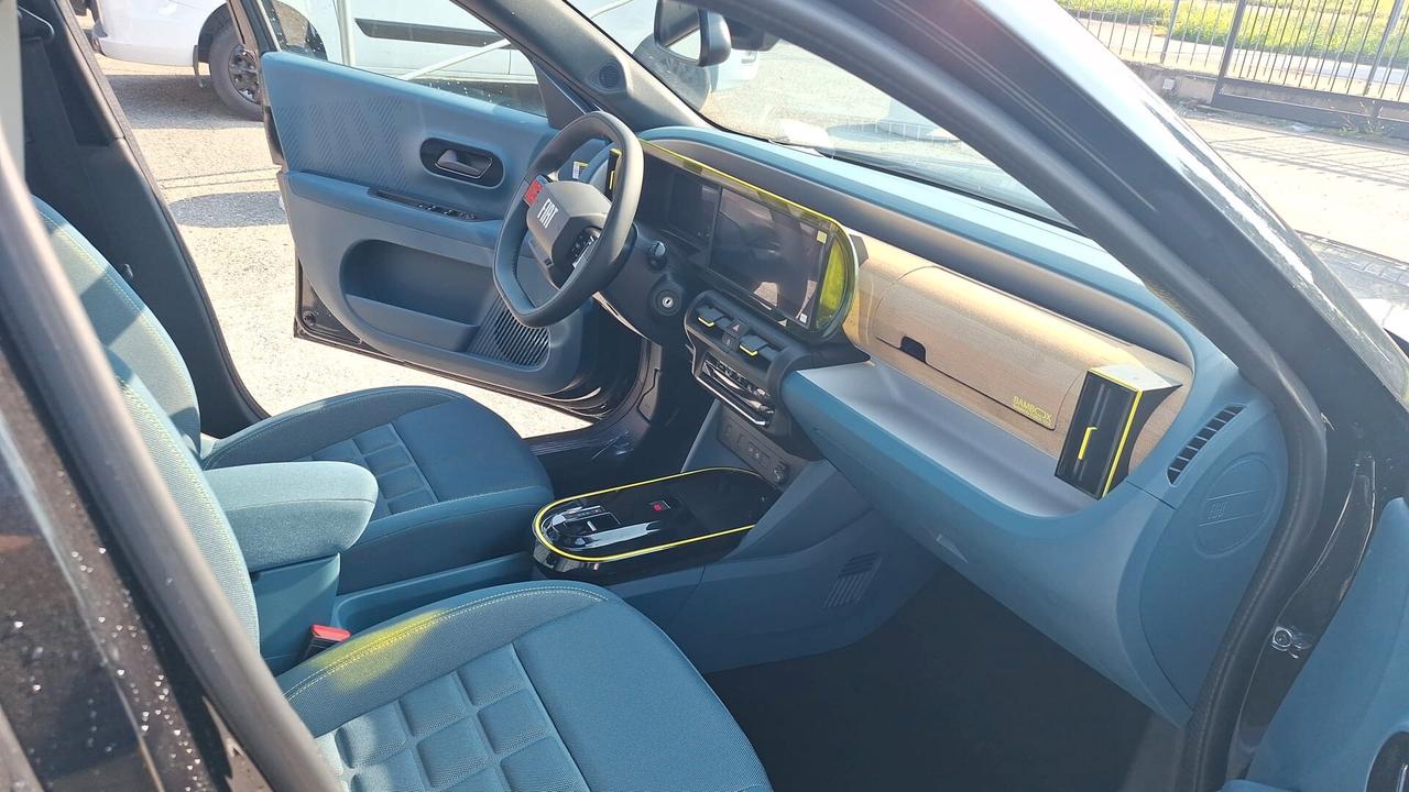 Fiat Grande Panda 1.2 Hybrid 110 CV S&S La Prima UFFICIALE!!!