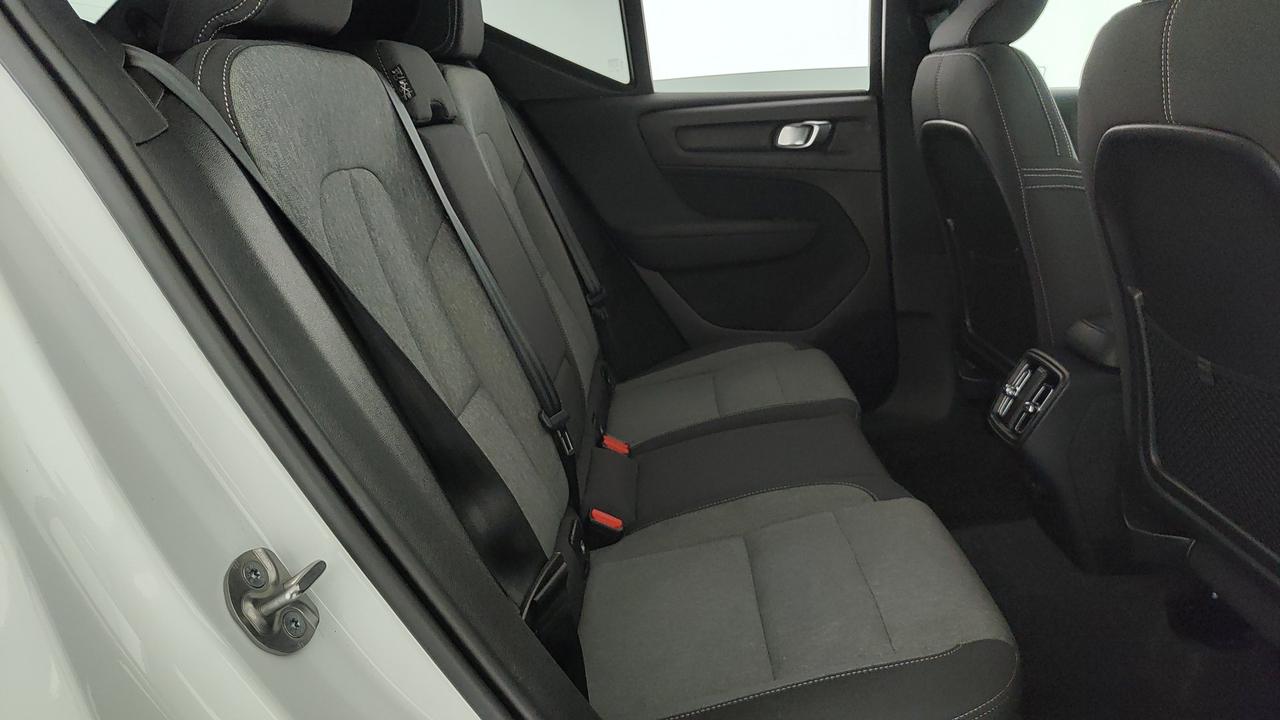 VOLVO XC40 2.0 b3 Core auto