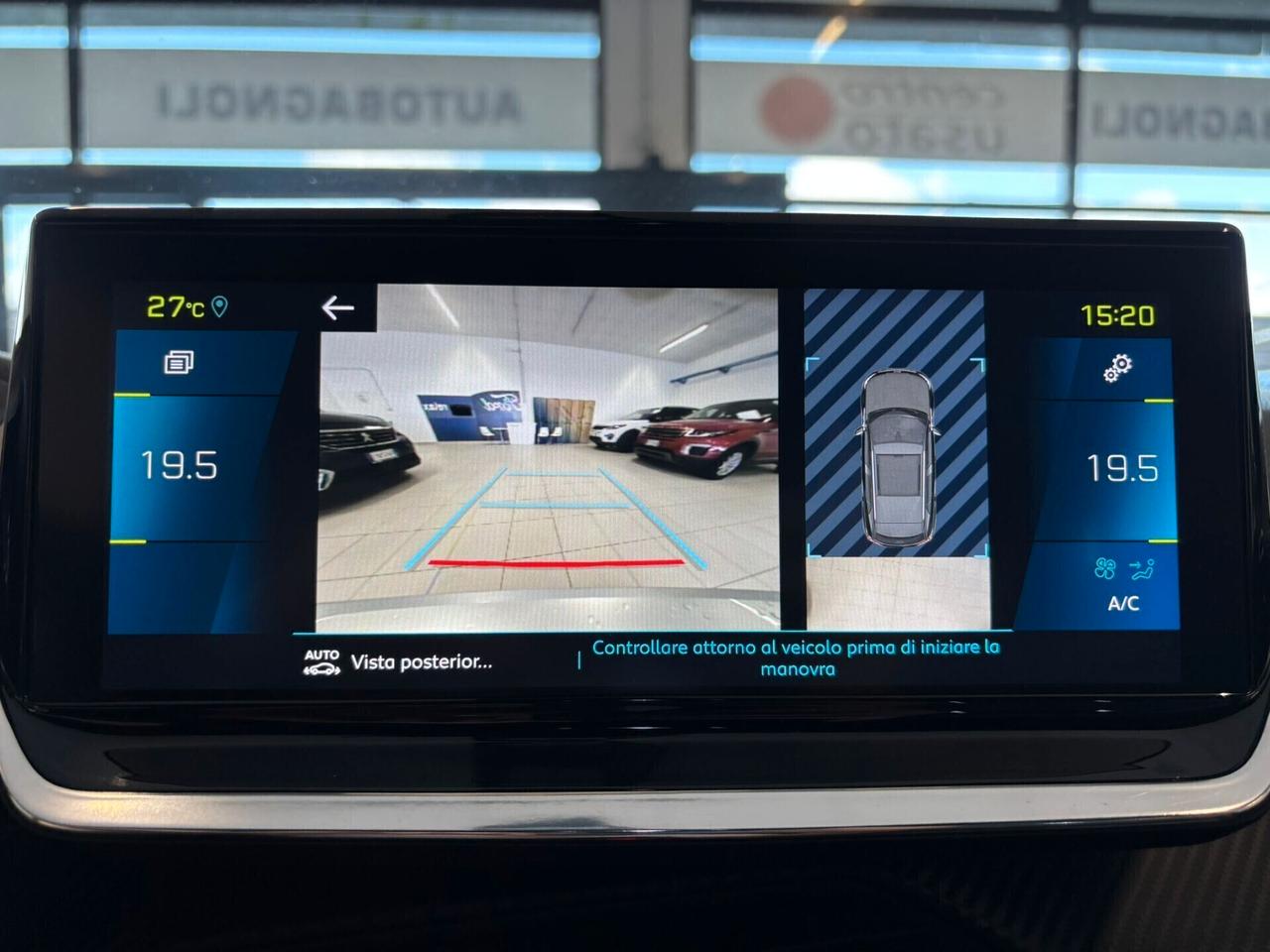 Peugeot 2008 GT LINE motore elettrico 136 CV SPOTICAR