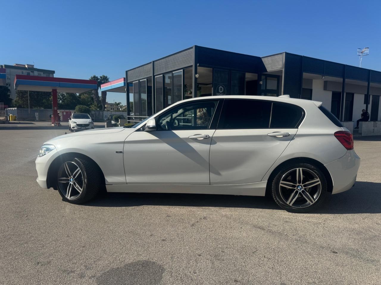 Bmw 118d 5p. Sport Automatico