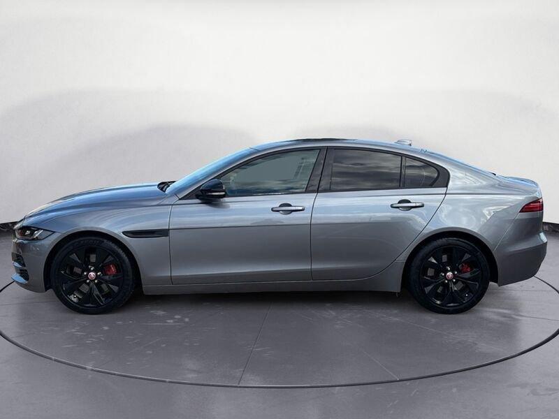 Jaguar XE XE 2.0 180cv