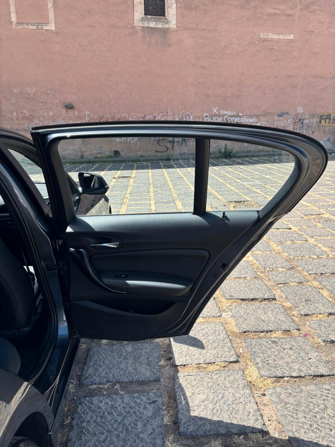 BMW 1er 118d xDrive Advantage