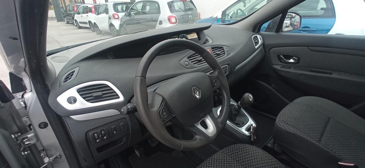 Renault Scenic Scénic X-Mod 1.5 dCi