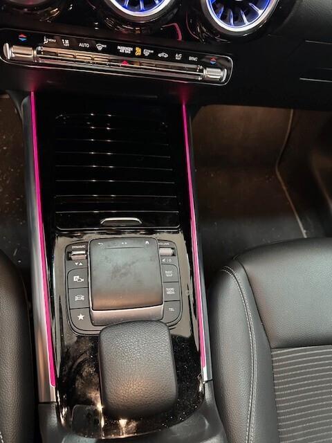 MERCEDES GLA 200 d Autom Premium FULL OPT.