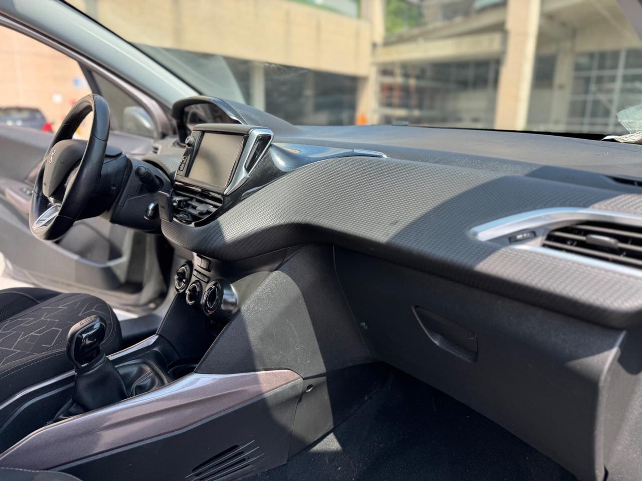 PEUGEOT 2008 1.6 HDI BLUEHDI EURO 6 GARANZIA 12 MESI