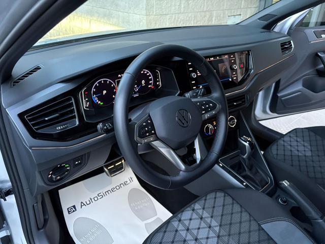 VOLKSWAGEN Taigo 1.0 TSI 110 CV DSG R-Line TETTO APR/PAN