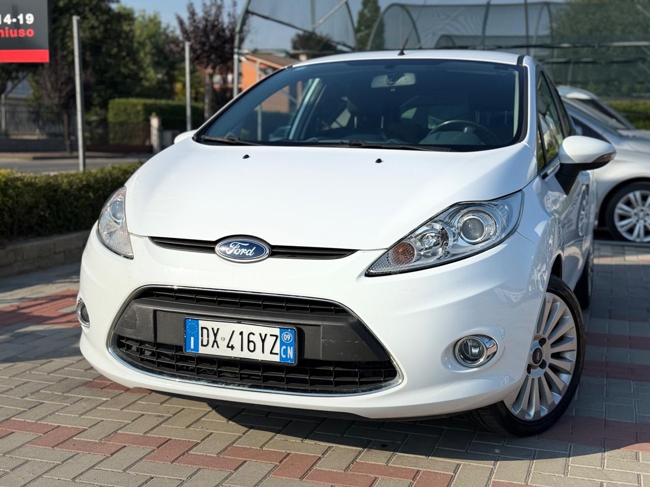 Ford Fiesta 1.4 5 porte Bz.- GPL Titanium