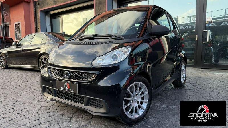smart fortwo coupè RATA MENSILE 139,00 EURO 1.0 45kW MHD pure