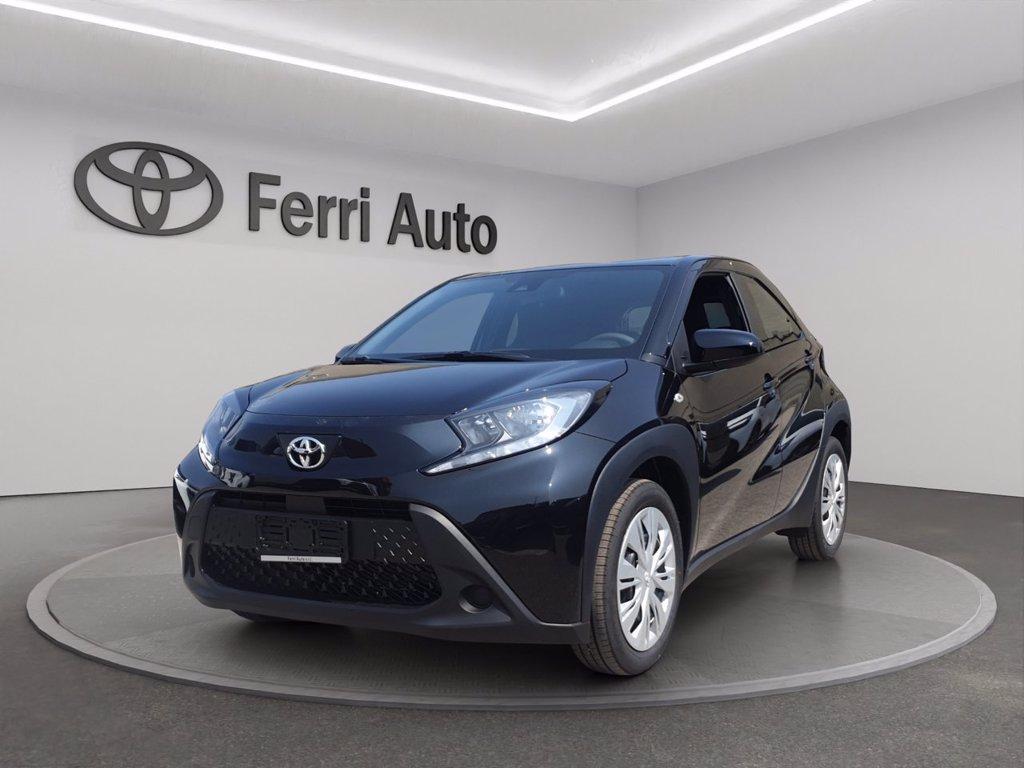 TOYOTA Aygo x 1.0 active 72cv del 2025