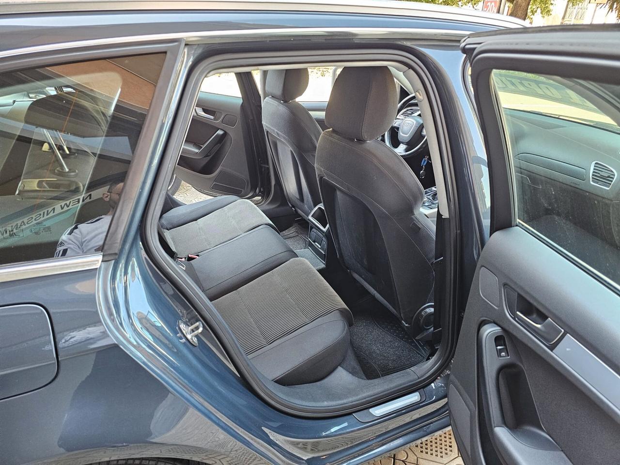 Audi A4 2.0 TDI 143CV S-Line