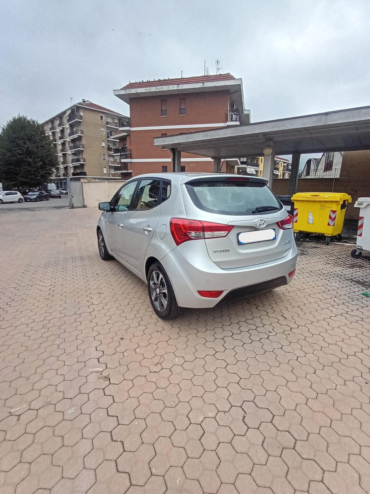 Hyundai i20