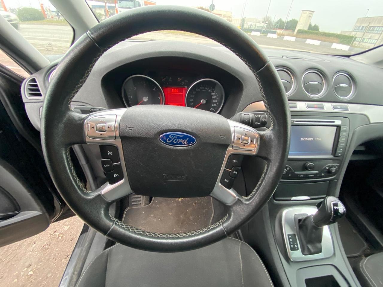 Ford Galaxy 2.0 TDCi 140 CV Powershift Nav Titanium