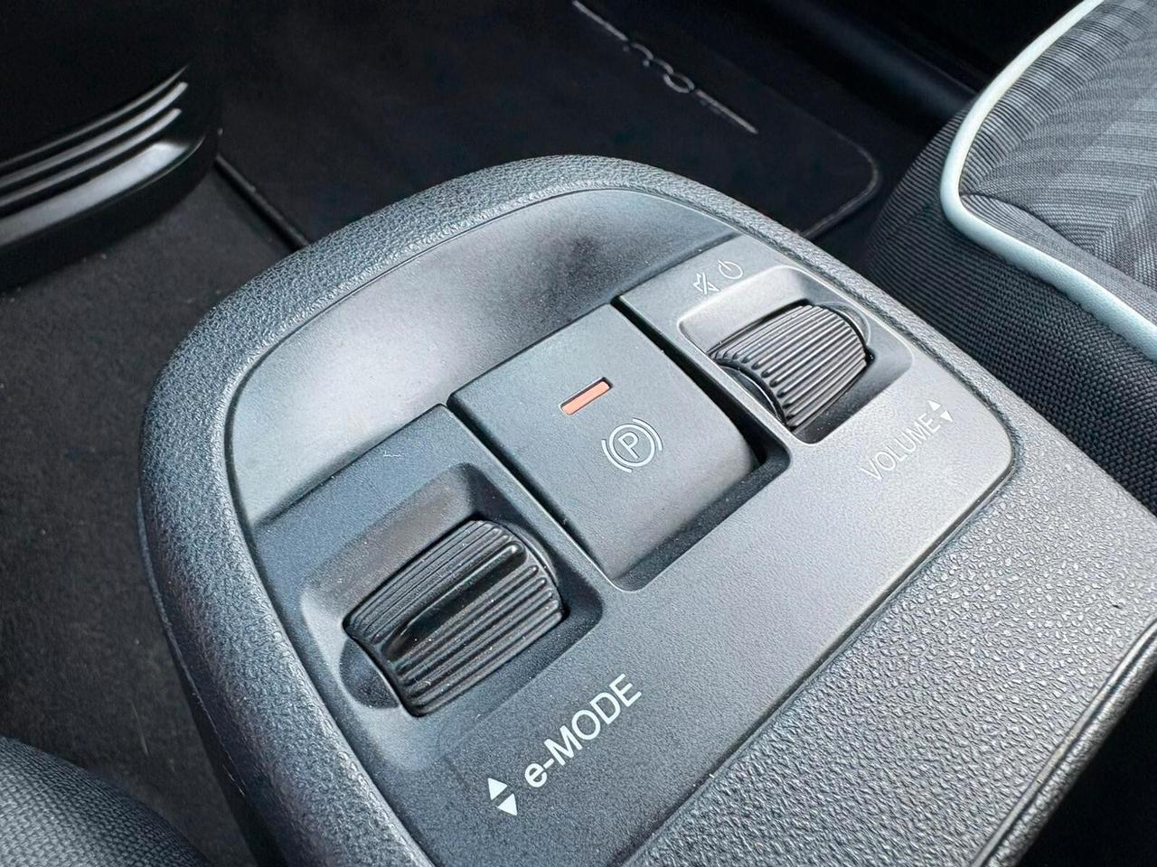 Fiat 500 500e Berlina 42 kWh La Prima
