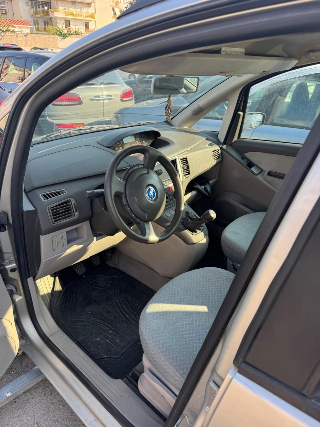 Fiat Idea 1.3 Multijet 16V Active