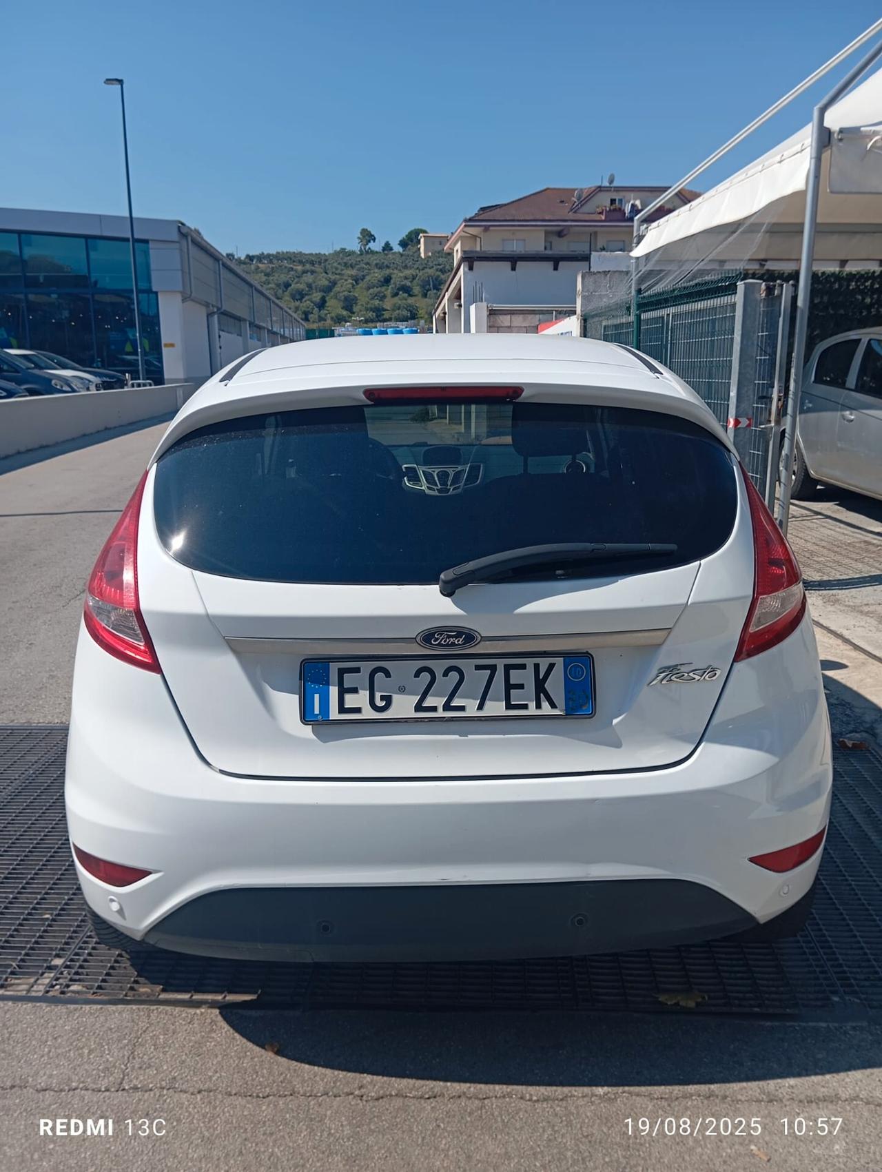 Ford Fiesta 1.4 5 porte Bz.- GPL Titanium