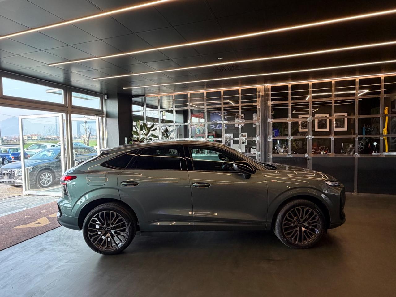 Audi Q3 SPB TDI 110 kW S tronic Line edition