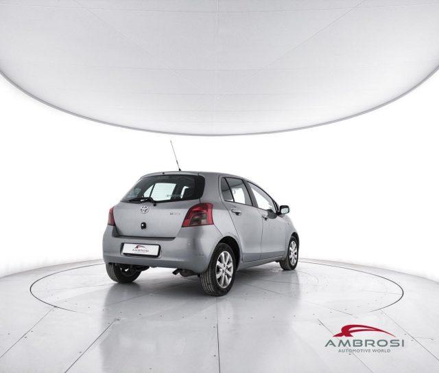 TOYOTA Yaris 1.3 5 porte Sol - PER OPERATORI DEL SETTORE